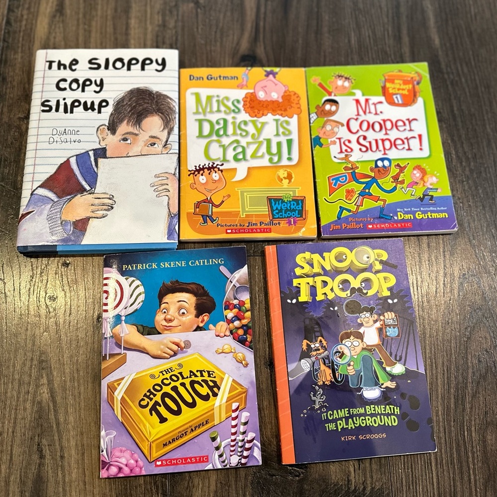 Book Lot of 5 Kids Chapter Books, Weird School, Chocolate, Snoop Troop, Sloppy